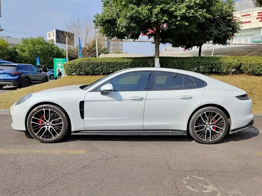 Porsche Panamera — фото 3