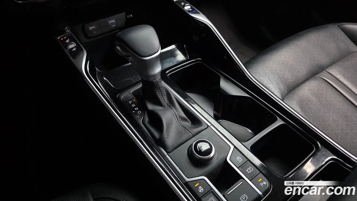Kia Sorento — фото 9