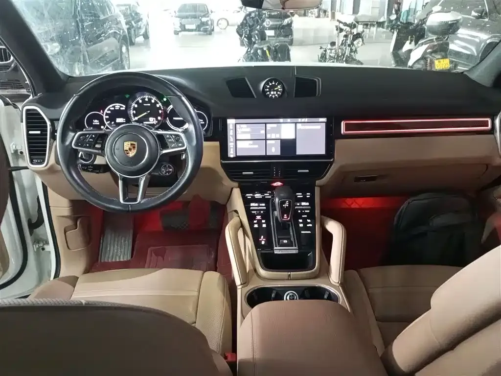 Porsche Cayenne Hybrid — фото 8
