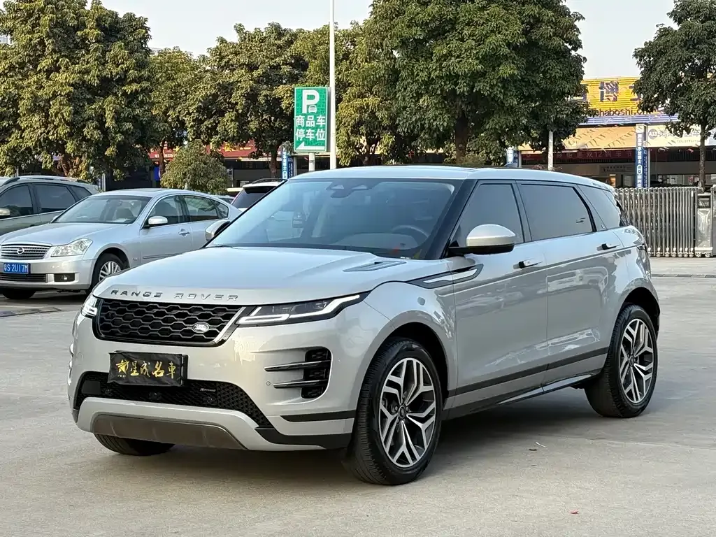 Land Rover Evoque — фото 1