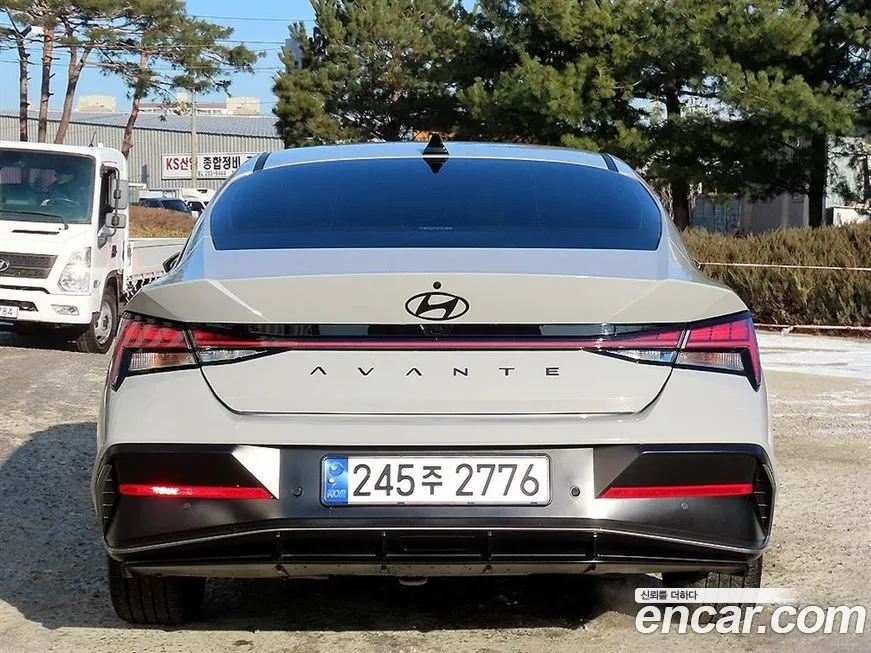 Hyundai AVANTE — фото 3