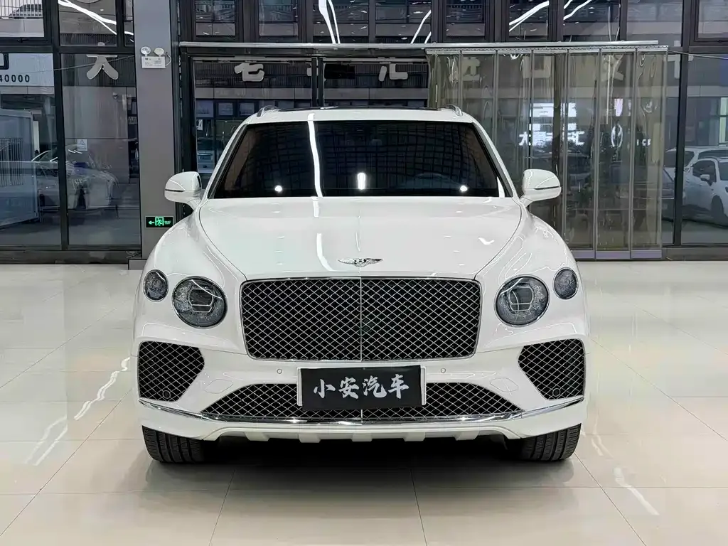 Bentley Bentayga — фото 7