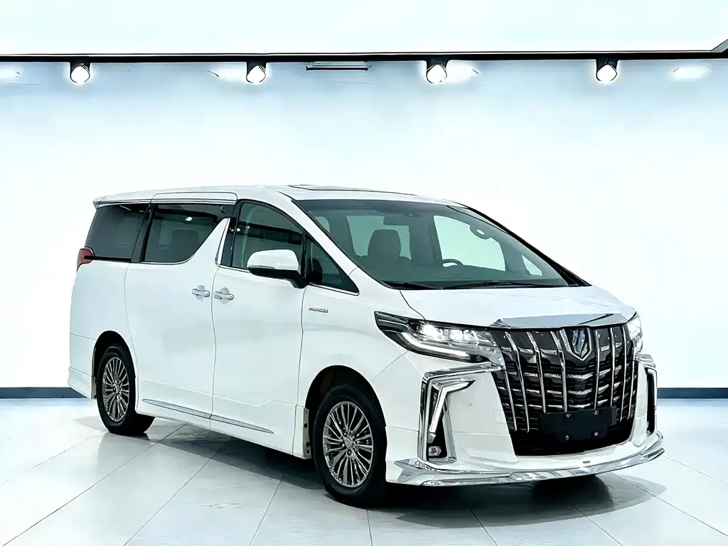Toyota Alphard — фото 3