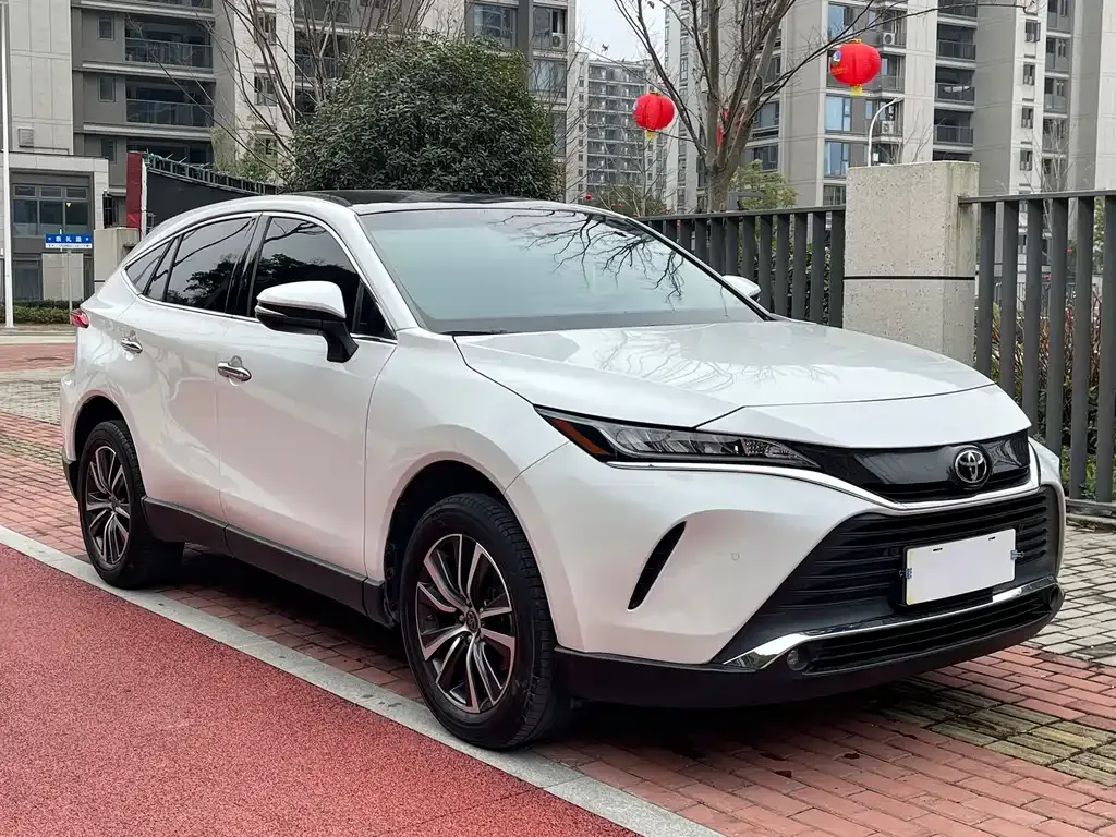 Toyota Harrier — фото 6