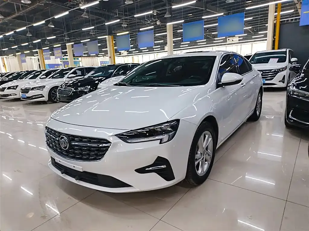 Buick Regal — фото 1