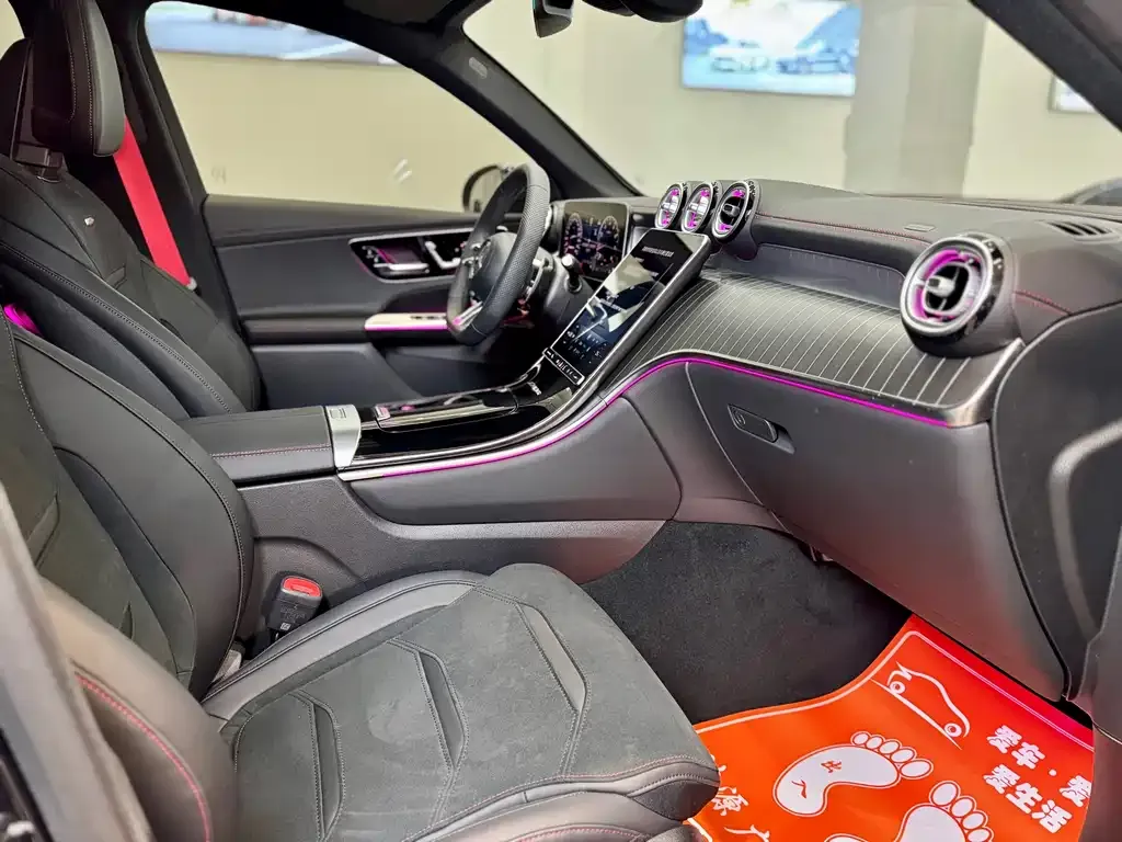 Mercedes-Benz GLC AMG — фото 10