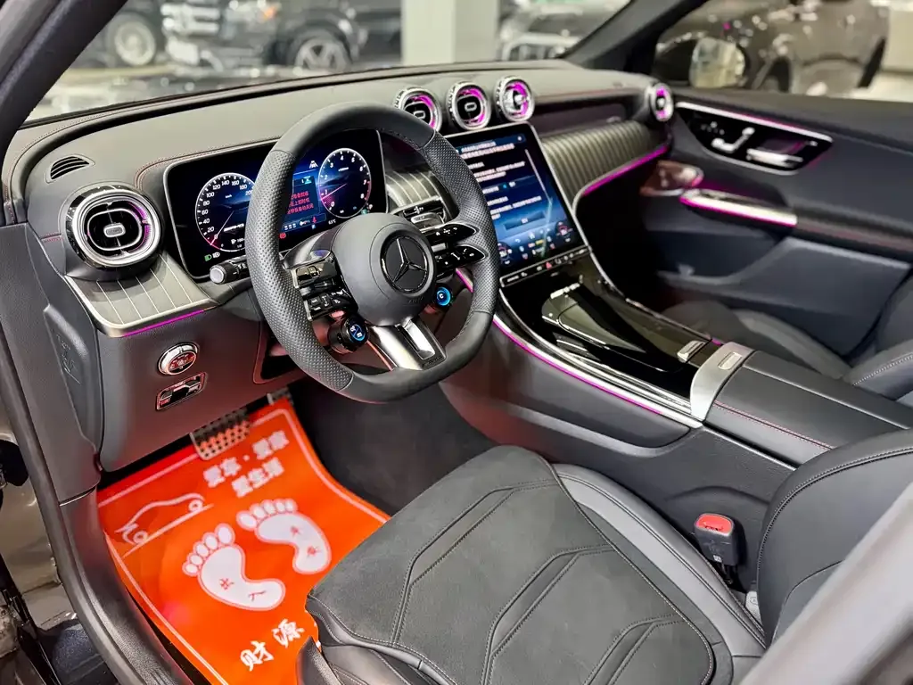 Mercedes-Benz GLC AMG — фото 6