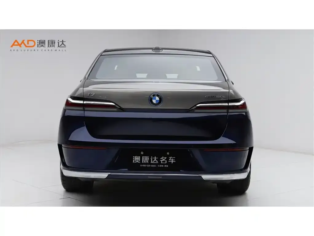 BMW i7 — фото 5