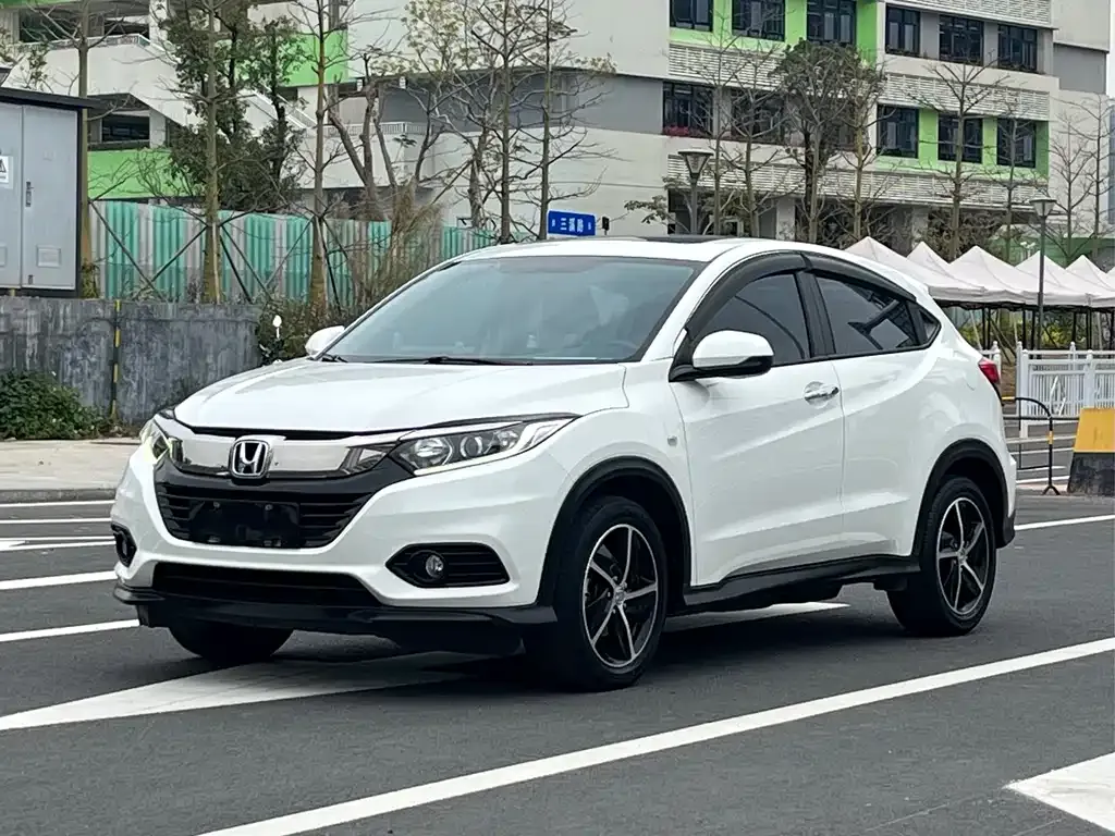 Honda Vezel — фото 1