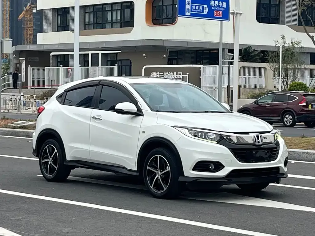 Honda Vezel — фото 5