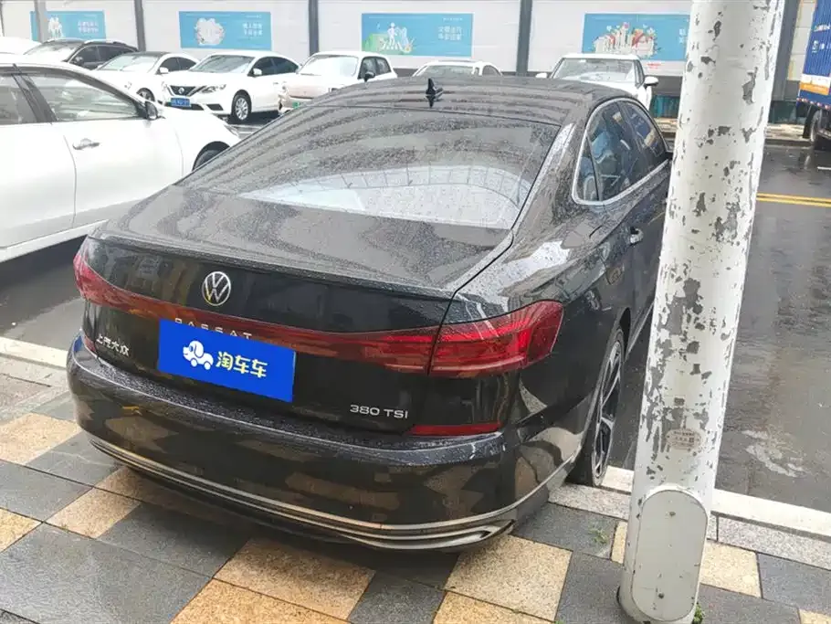Volkswagen Passat — фото 5