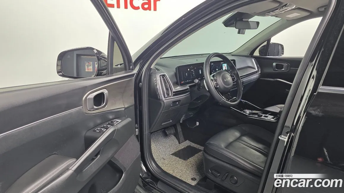 Kia Sorento — фото 9
