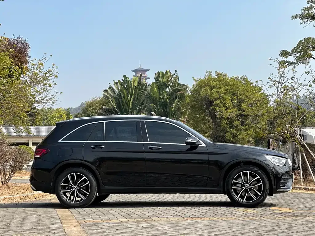 Mercedes-Benz GLC — фото 10