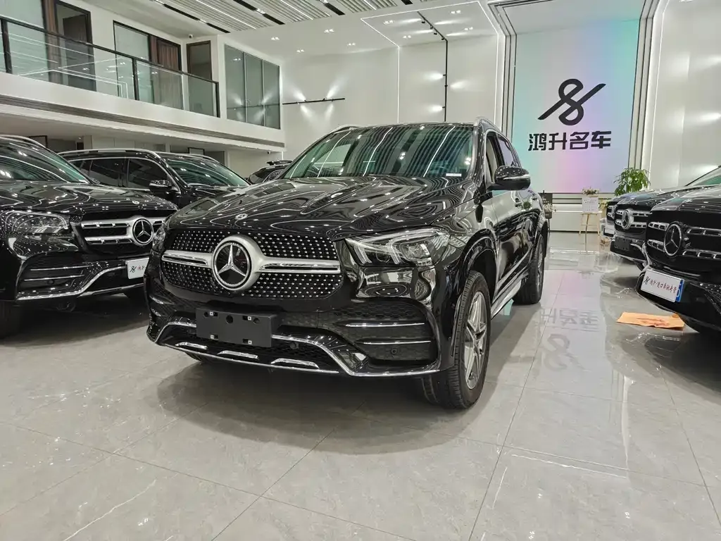 Mercedes-Benz GLE — фото 1