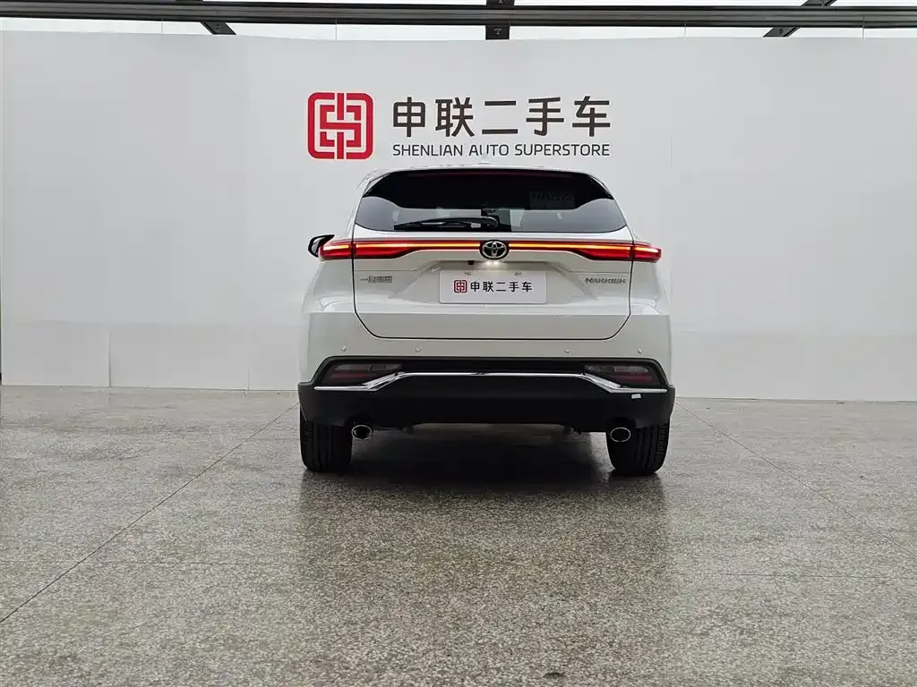 Toyota Harrier — фото 5