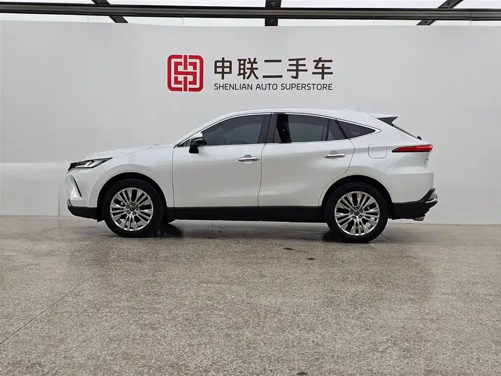 Toyota Harrier — фото 7