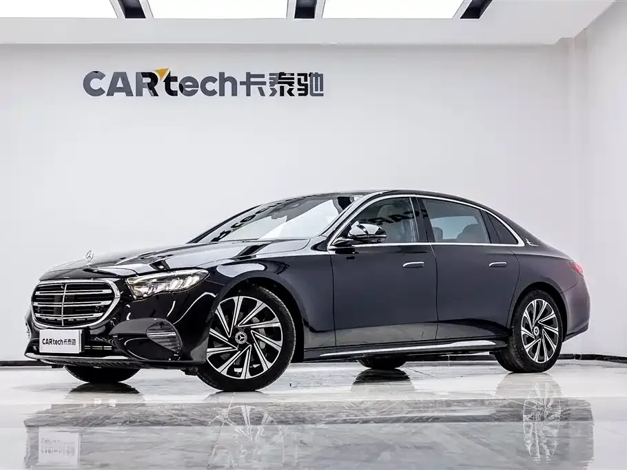 Mercedes-Benz E-Class — фото 10