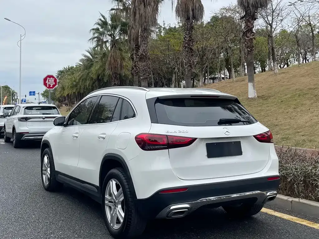 Mercedes-Benz GLA — фото 3