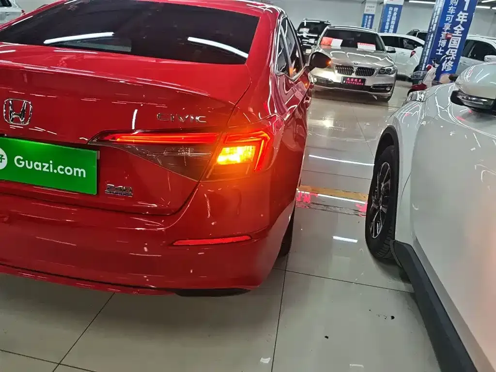 Honda Civic — фото 3