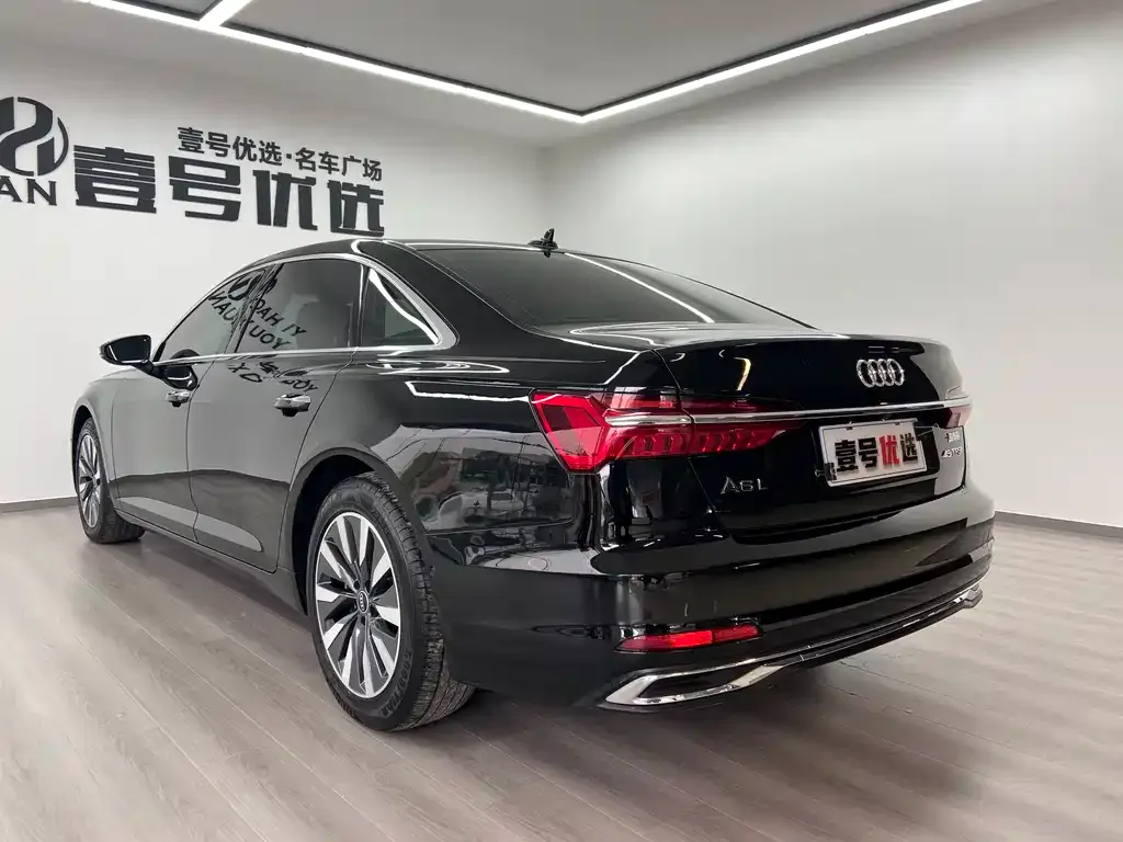 Audi A6L — фото 5