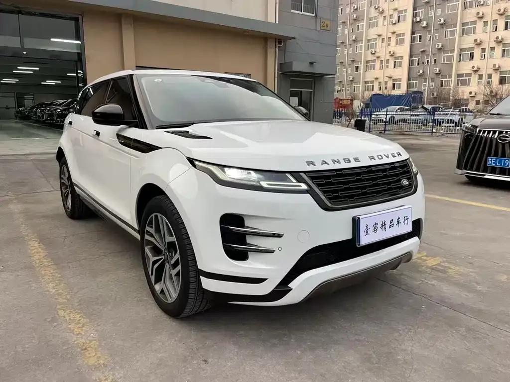 Land Rover Evoque — фото 1
