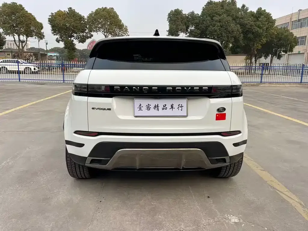 Land Rover Evoque — фото 10