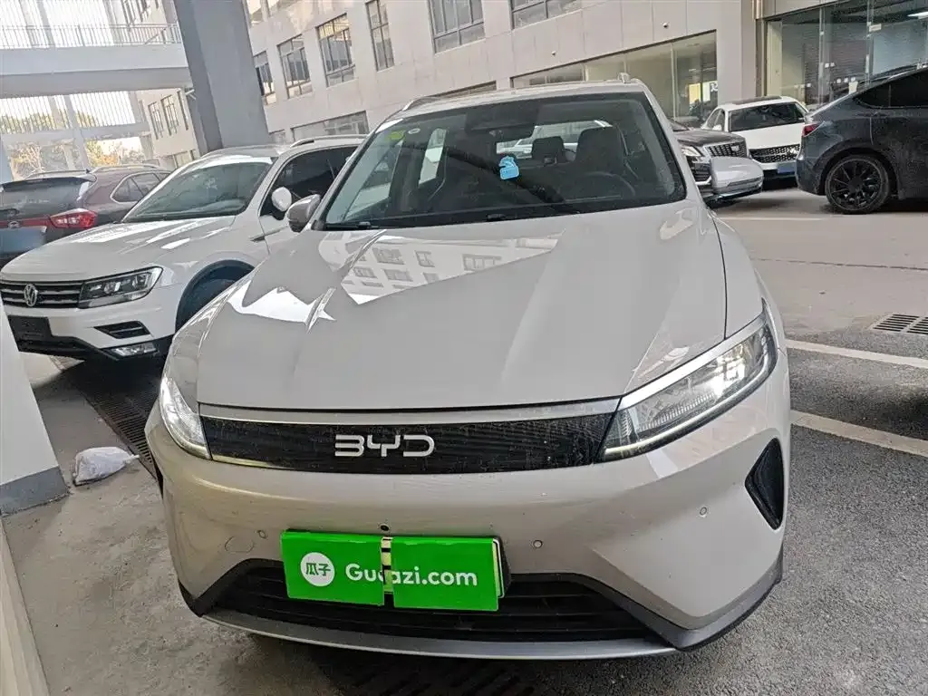 BYD Seal 05 DM-i — фото 5