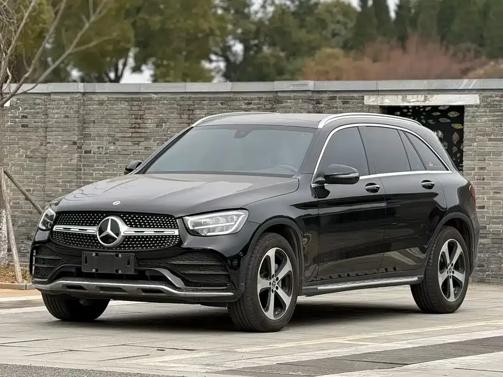 Mercedes-Benz GLC — фото 1