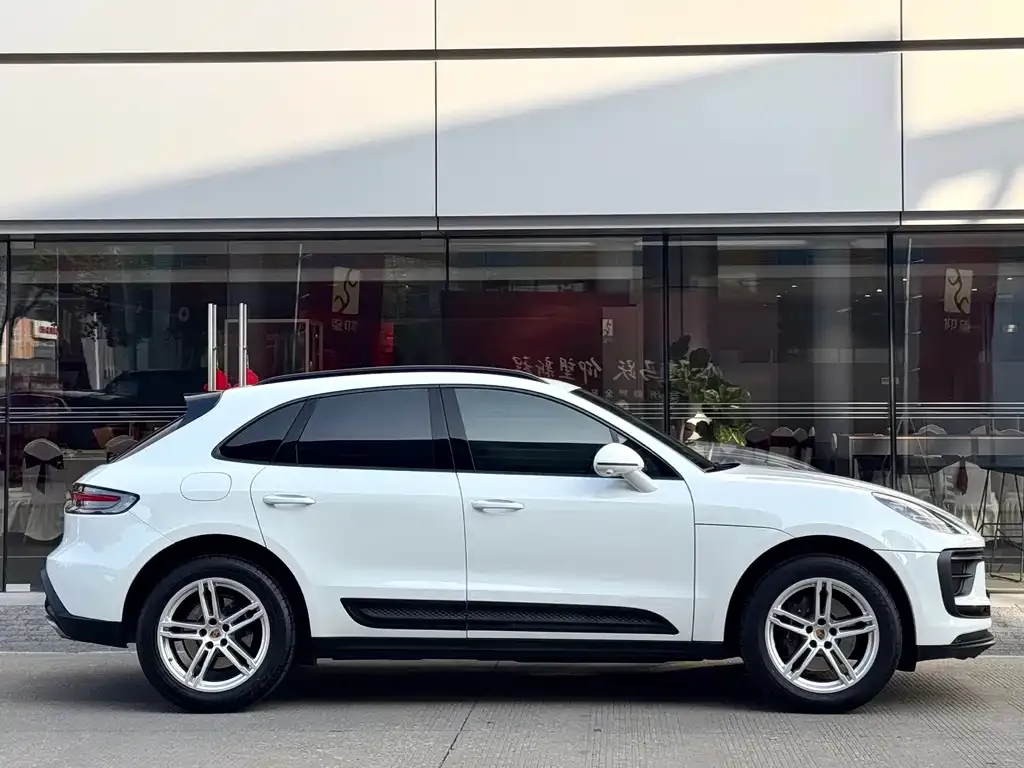 Porsche Macan — фото 4