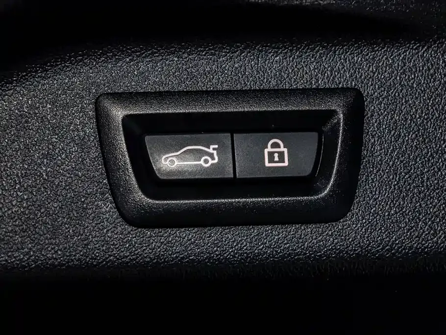 BMW X7 — фото 9
