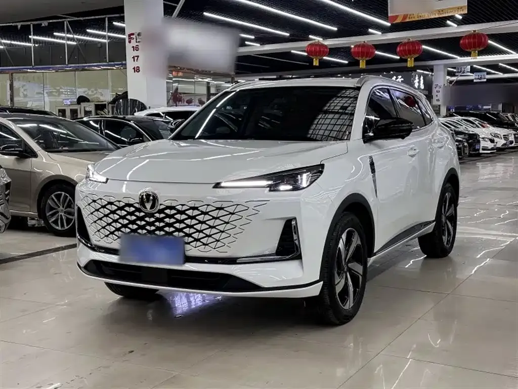 Changan CS55PLUS — фото 1