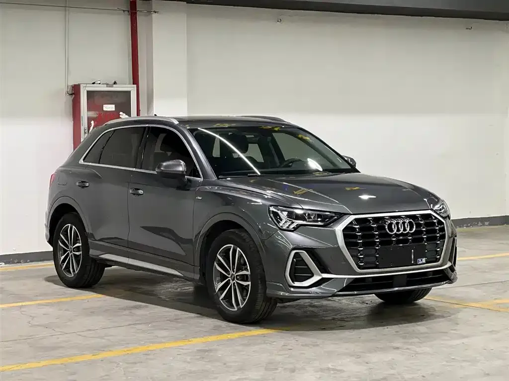 Audi Q3 — фото 8