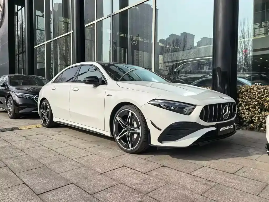 Mercedes-Benz A-Class AMG — фото 1