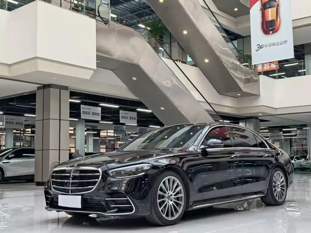 Mercedes-Benz S-Class — фото 1