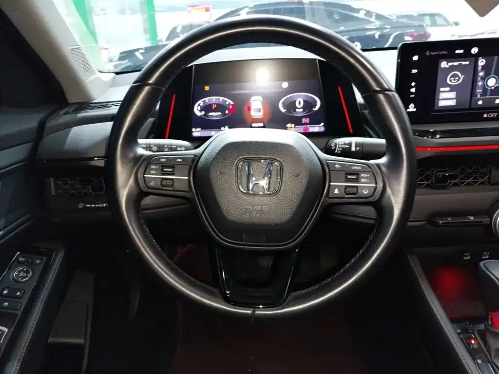 Honda Accord — фото 5