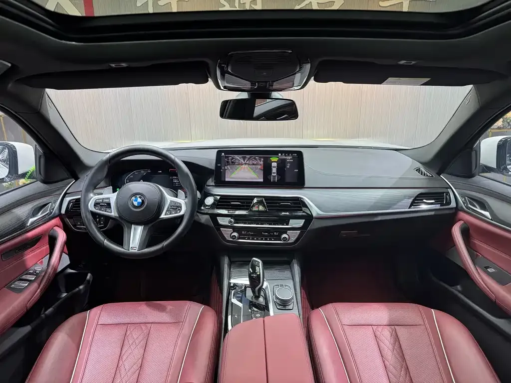 BMW 5 Series — фото 10