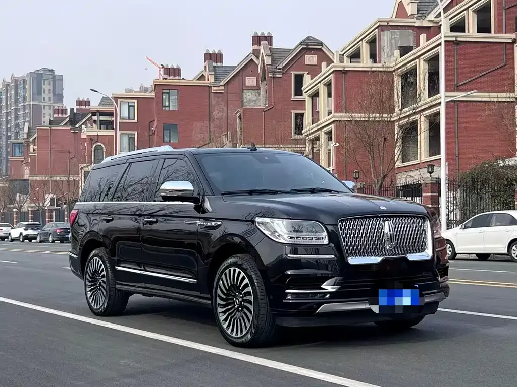 Lincoln Navigator — фото 10