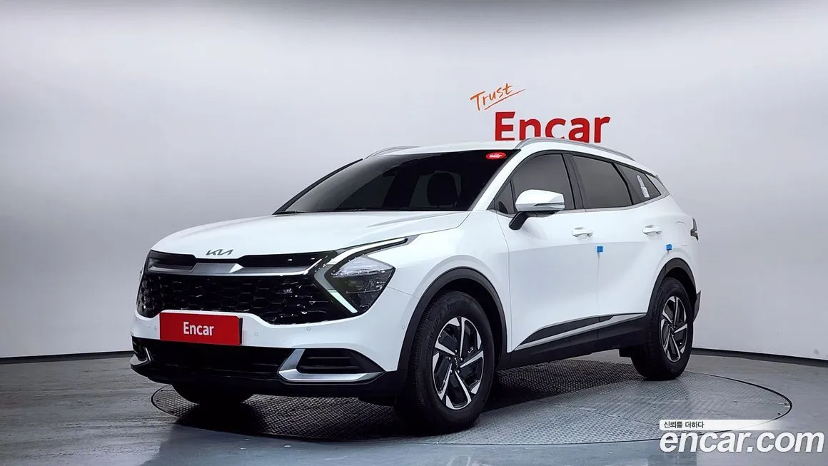 Kia Sportage — фото 1
