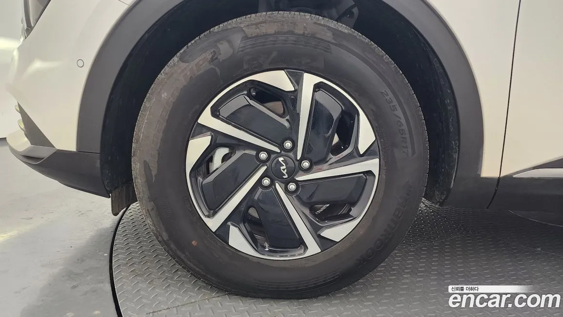 Kia Sportage — фото 9