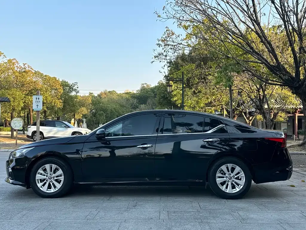 Nissan Teana — фото 9