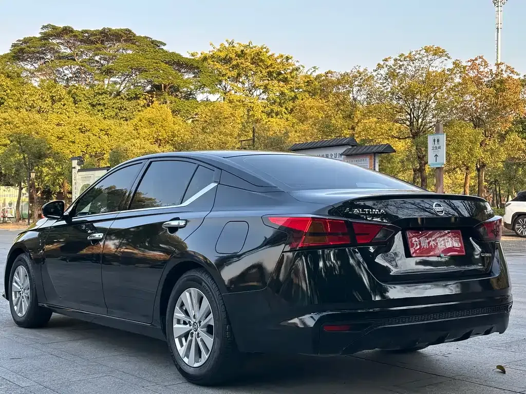 Nissan Teana — фото 6