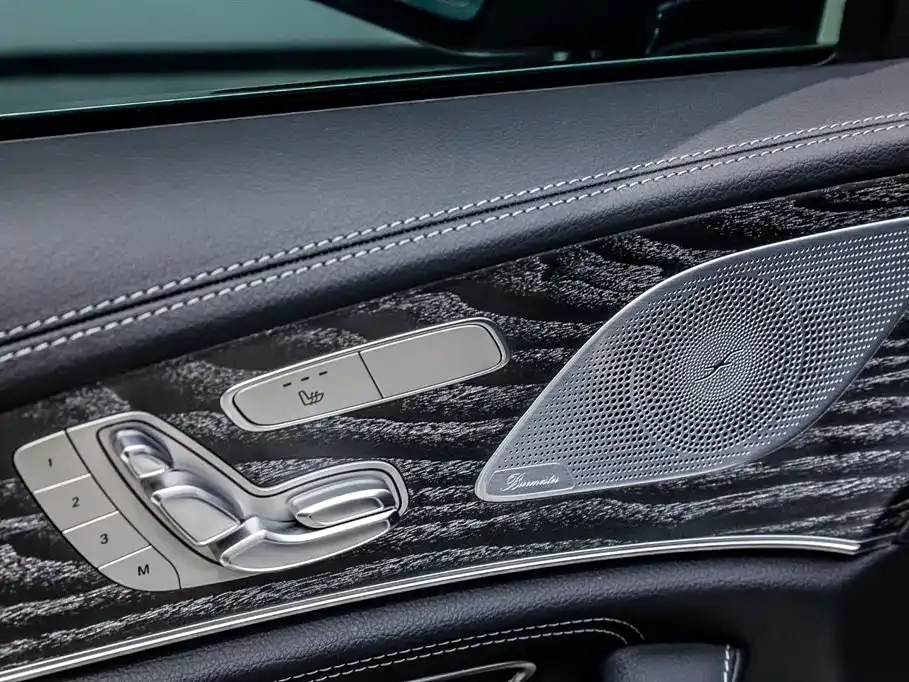 Mercedes-Benz CLS — фото 10
