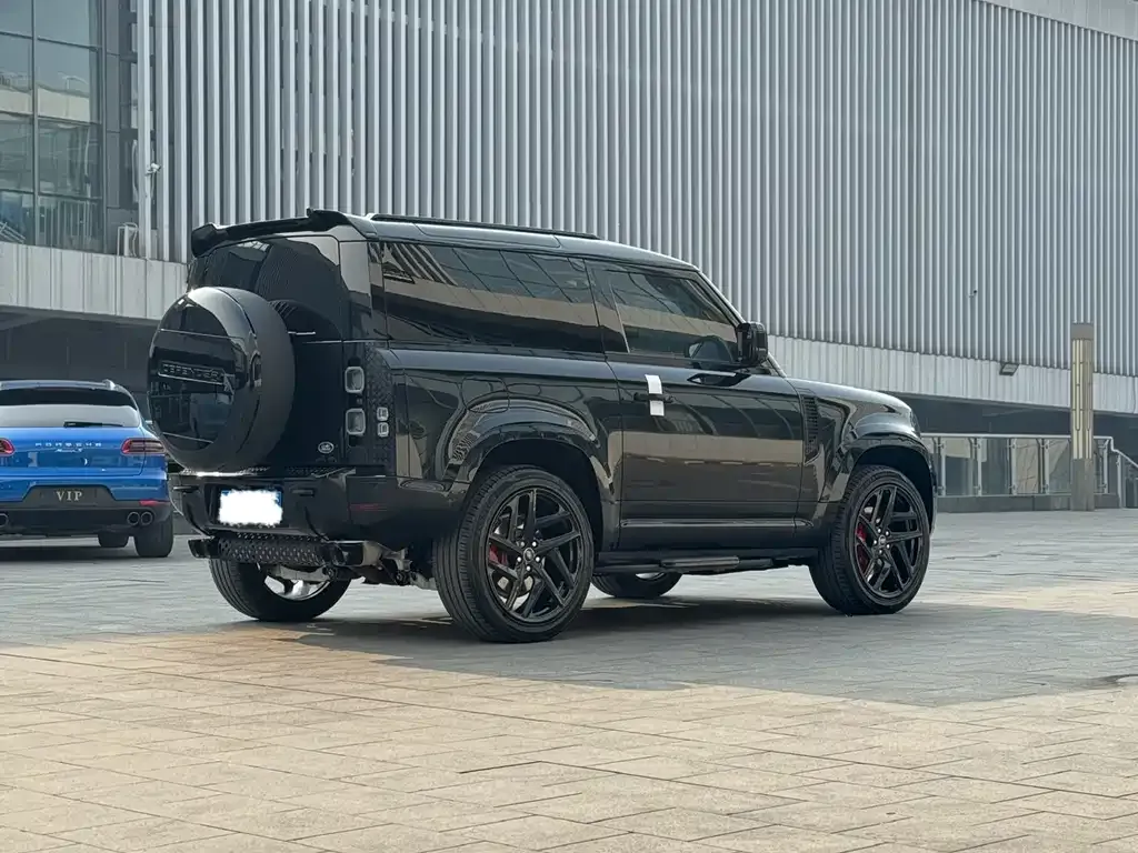 Land Rover Defender — фото 7