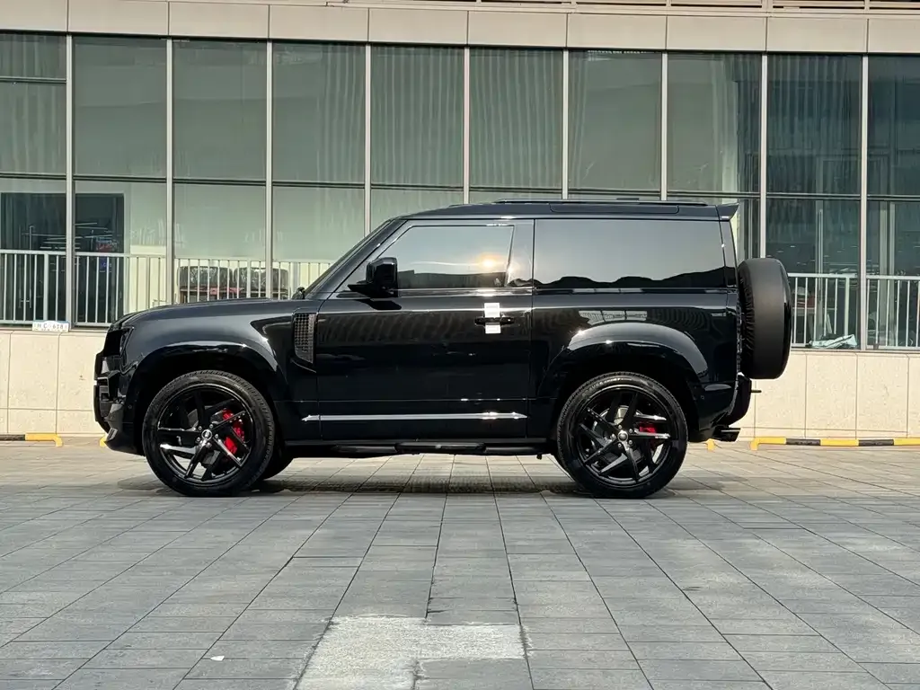 Land Rover Defender — фото 3