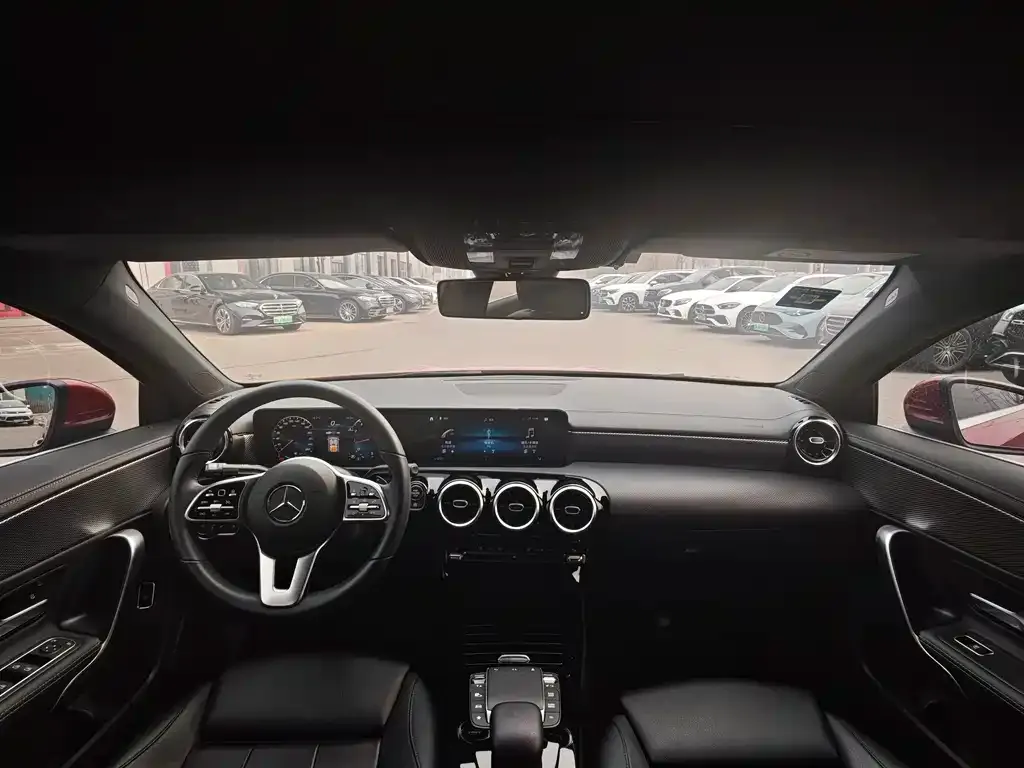 Mercedes-Benz A-Class — фото 10