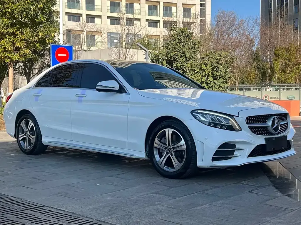 Mercedes-Benz C-Class — фото 4