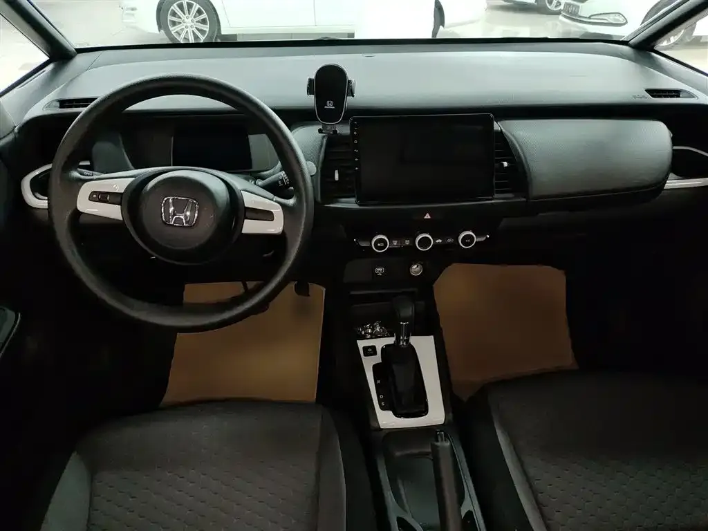 Honda Fit — фото 4