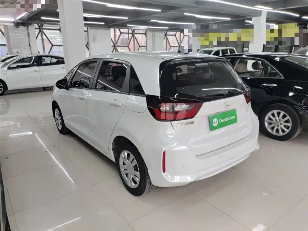 Honda Fit — фото 7