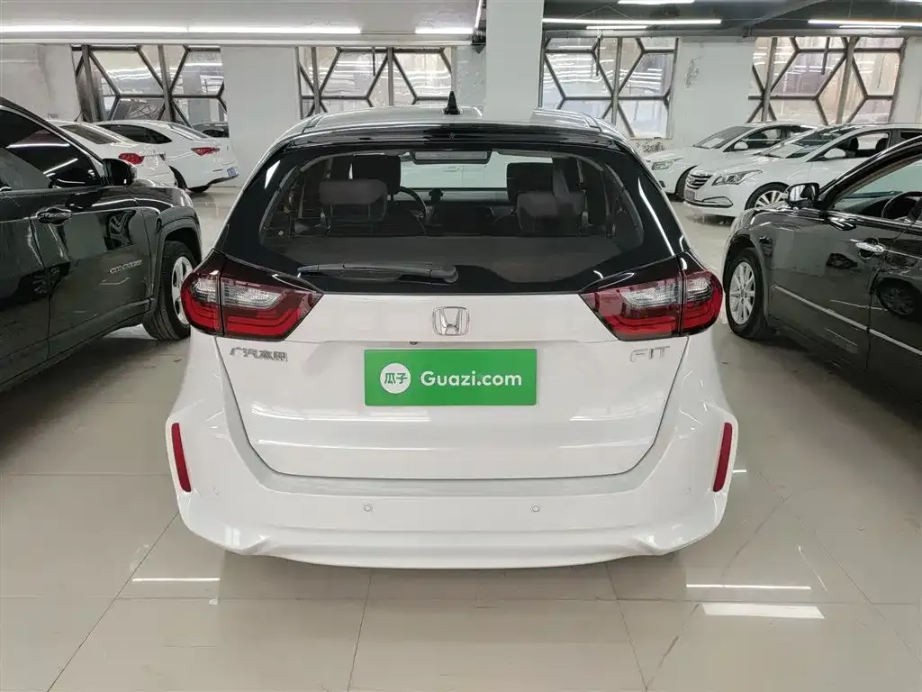 Honda Fit — фото 6
