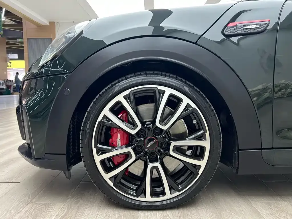 MINI JCW (John Cooper Works) — фото 8